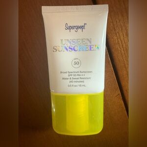 ❤️ 3/$25 Supergoop Unseen Sunscreen SPF 50